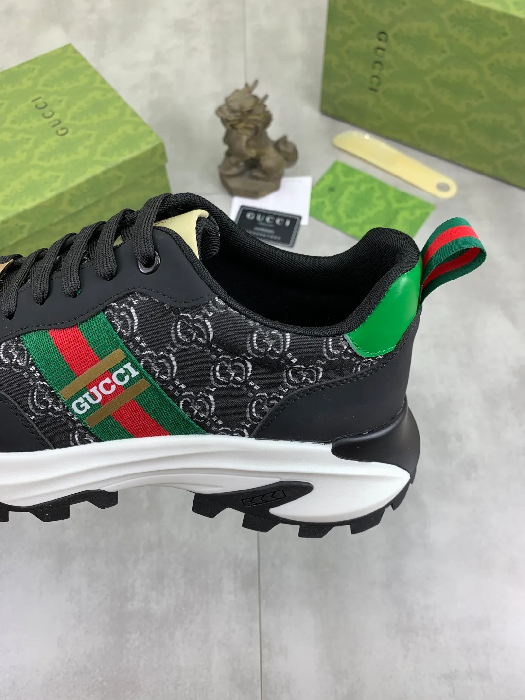 Men's shoes 💰P440💰[New model]🆘 The latest model from Gucci GUCCI official website🎁Classic casual and fashionable men's shoes👟Best model💥The version is simple and elegant, exclusive for trendy men. Unique official website latest brand elements👑Gucci original decoration, fashionable and generous, original soft calfskin fabric➕Comfortable soft first-layer pigskin lining ✅The official website specifies the wear-resistant casual outsole, the classic model is taken in kind🎬Color: 4️⃣colors available😍Number: 38-44